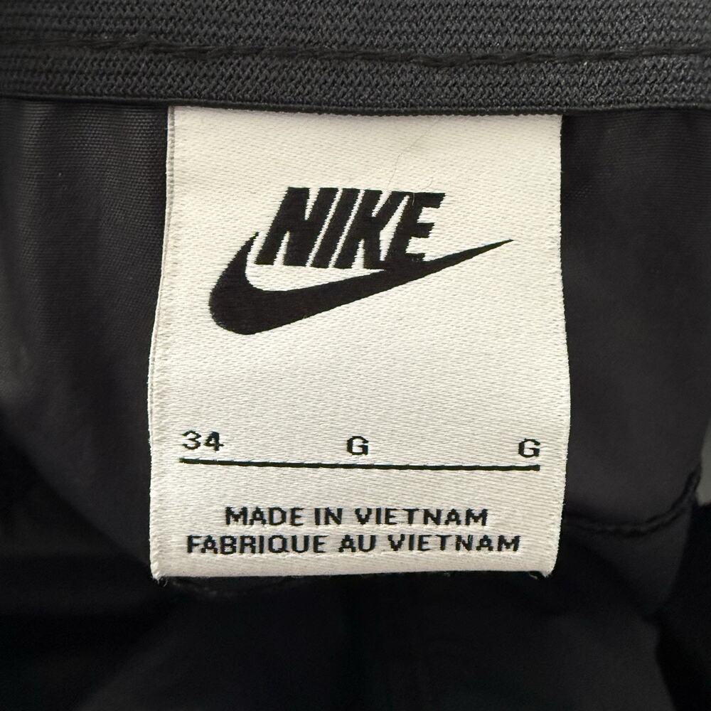 NIKE Sportswear Style Essentials Mens 34x28 Utility Woven Cargo Pants Black NEW - Picture 2 of 7